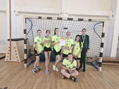 Megyei bajnok lett iskolánk Floorball csapata!